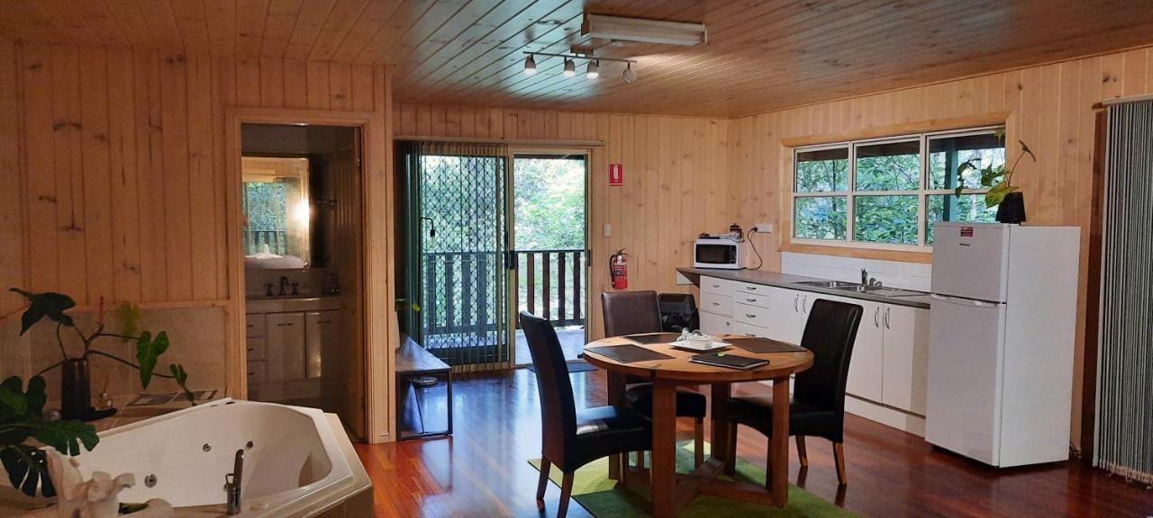 Treetops Montville Exterior foto